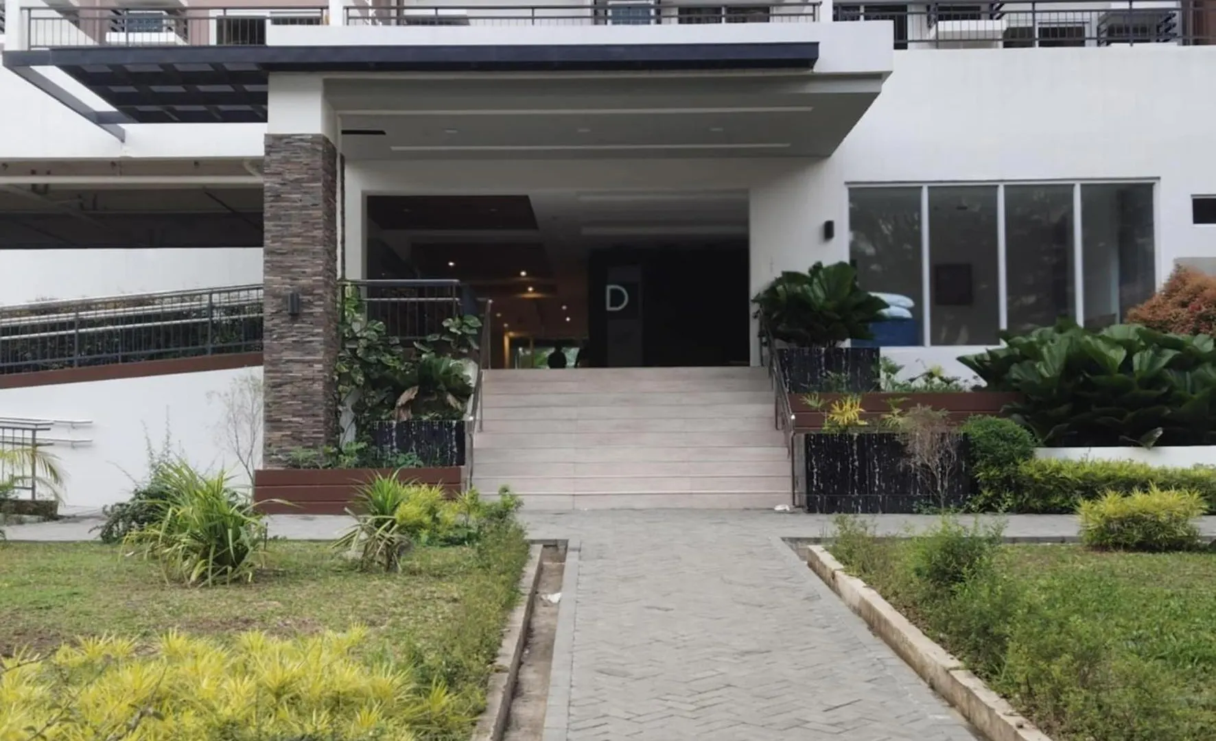 Matina Enclaves Bldg D 2Bedroom With Balcony And View Davao City Apartmán