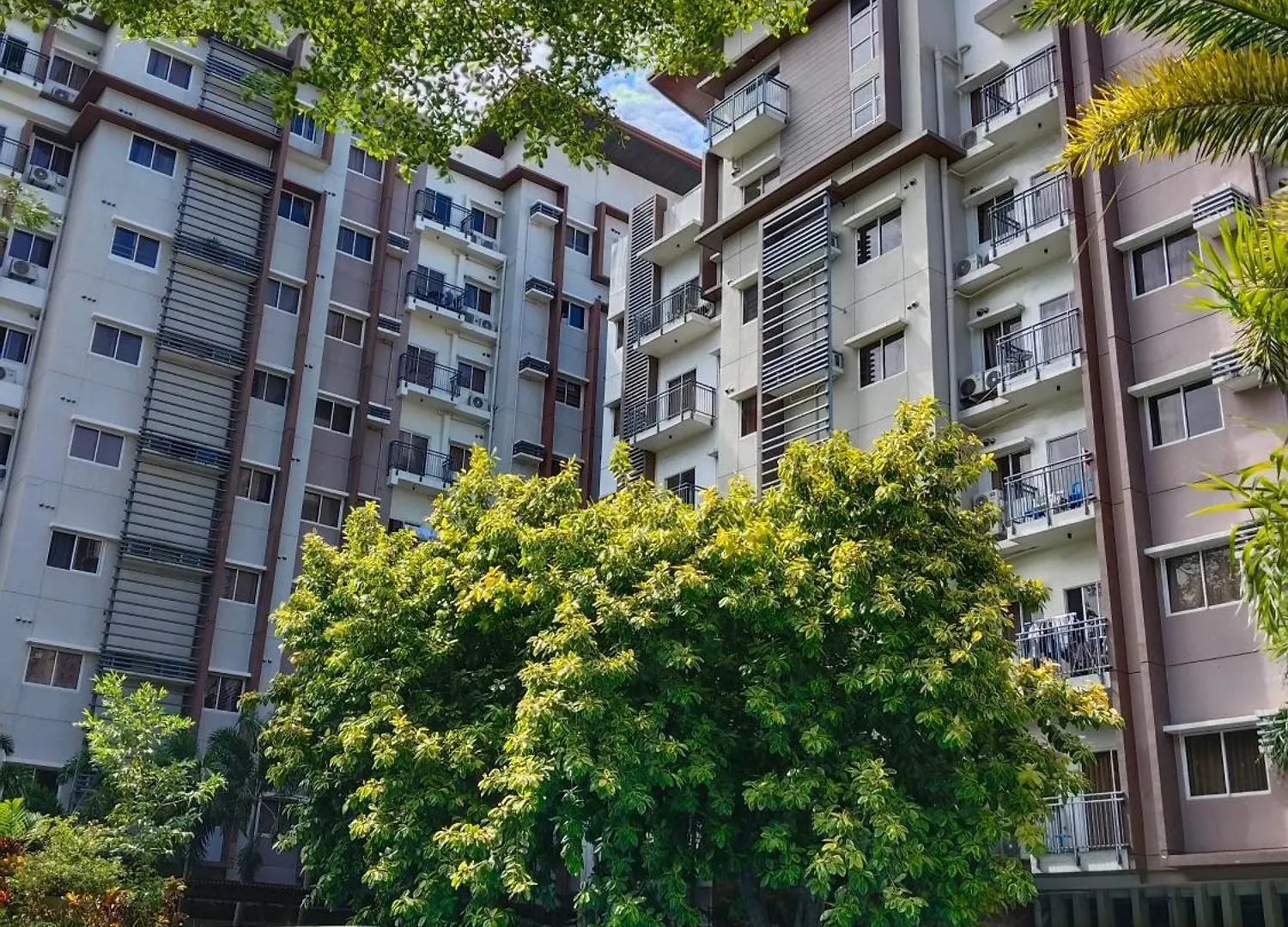 Matina Enclaves Bldg D 2Bedroom With Balcony And View Davao City 0*,  Filipíny
